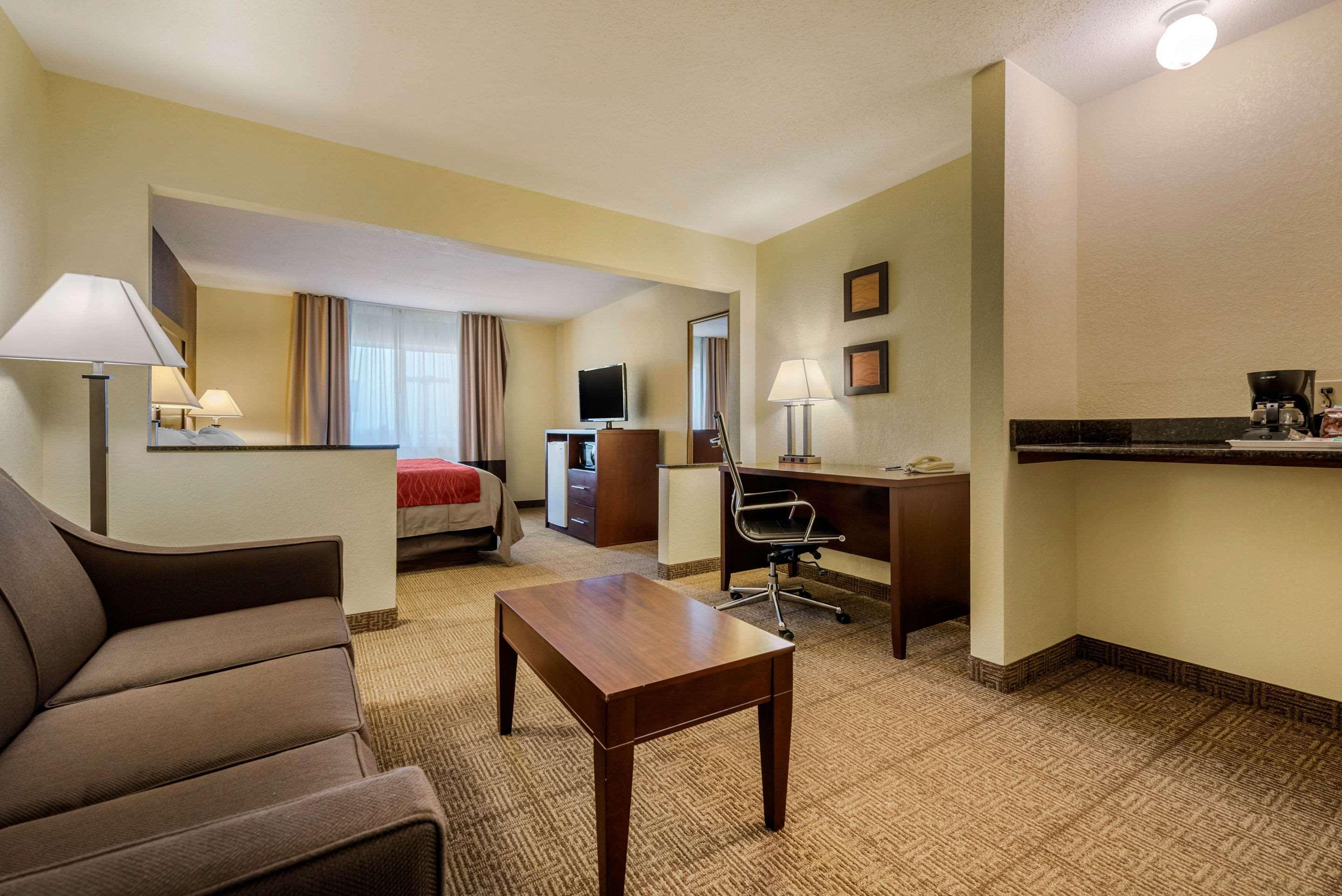 Comfort Inn Warren I-69 Eksteriør billede