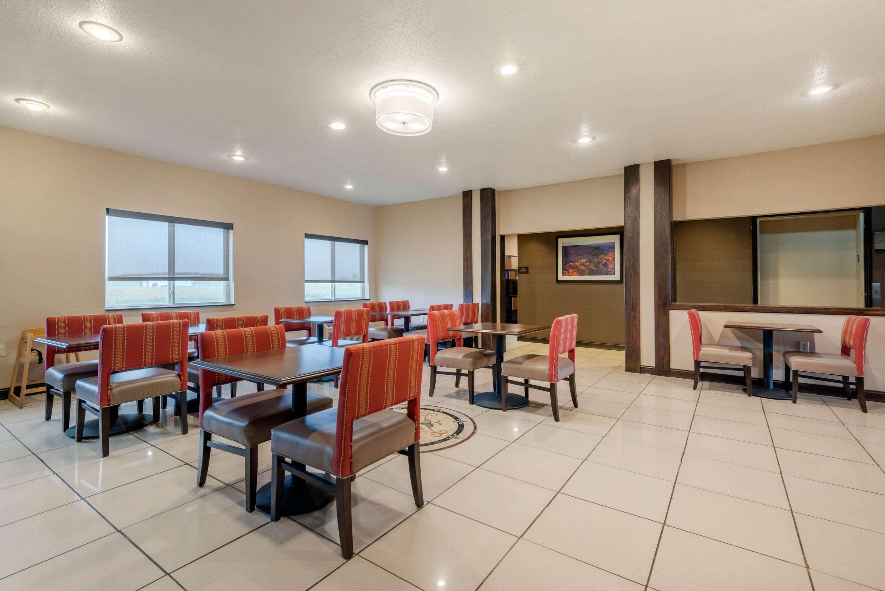 Comfort Inn Warren I-69 Eksteriør billede